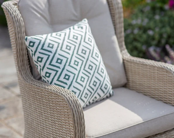 Chedworth Sandstone Rattan Round Bistro Set - Image 3