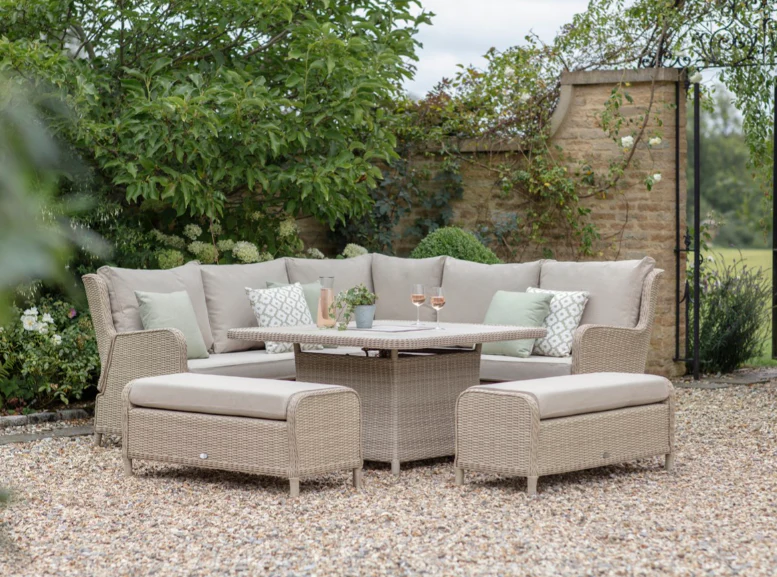 CHEDWORTH SANDSTONE SQUARE SOFA SET WITH FIREPIT