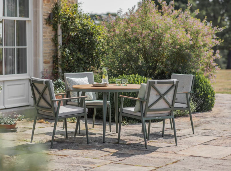 WISLEY SAGE 4 SEAT ROUND DINING SET - Image 2